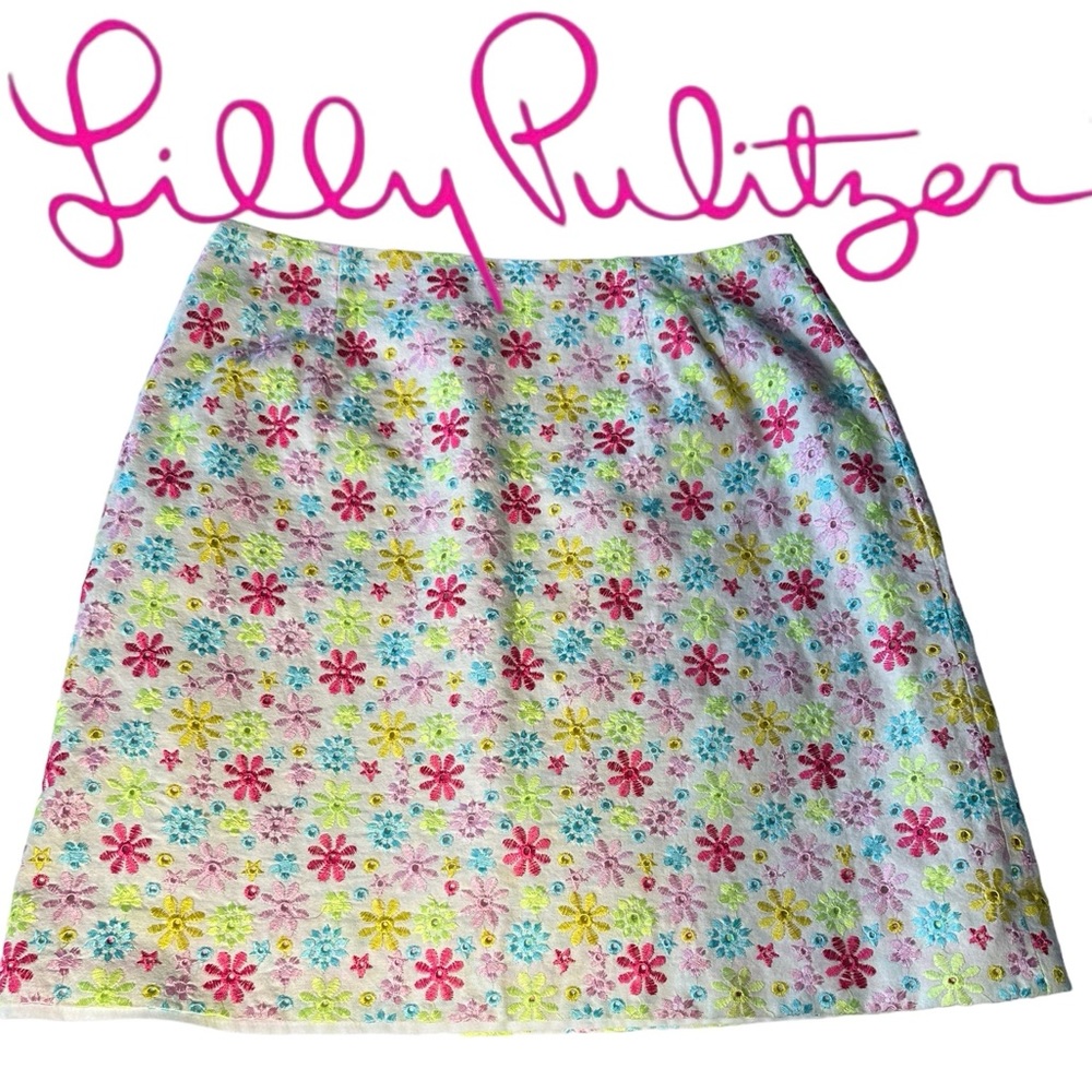 Lilly Pulitzer White Label Starlet Eyelet Mini Skirt in size 8. EUC. Gorgeous